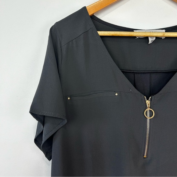 Tempted Hearts Grey Front Zip Detail Blouse 1X - Picture 2 of 6